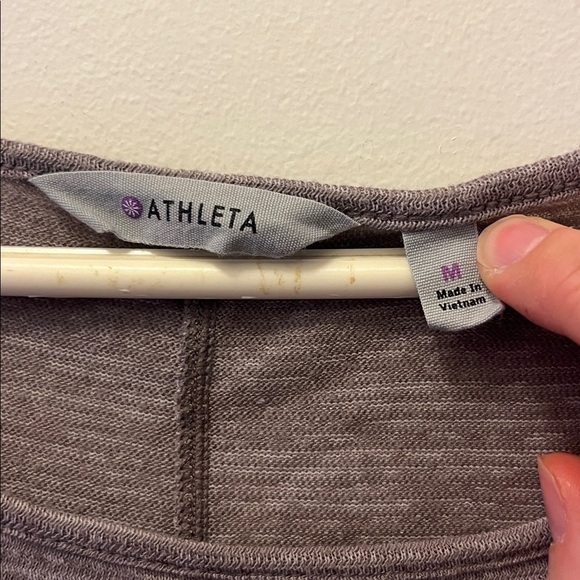 Athleta Long Sleeve Top size Medium - Picture 2 of 6